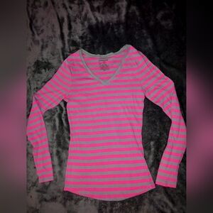 Pink and Gray Striped V-Neck Top * Cotton * Long Sleeved * Ribbed * Size XL